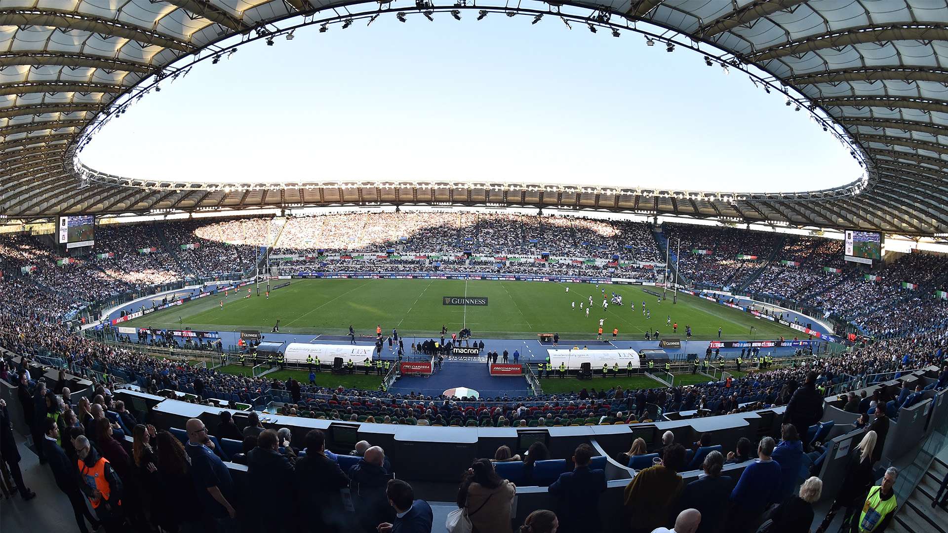 雷纳的足球 雷纳的足球